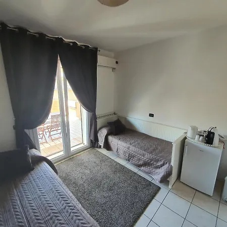 Bed & Breakfast Brezza Marina