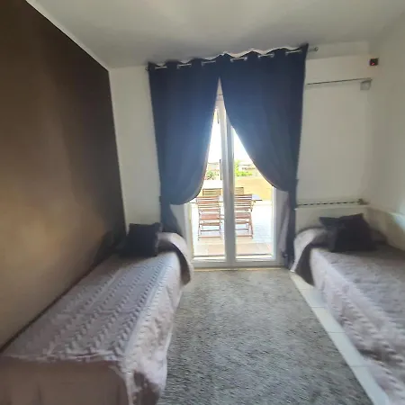 Brezza Marina Bed & Breakfast 2*