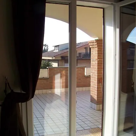 Brezza Marina Bed & Breakfast