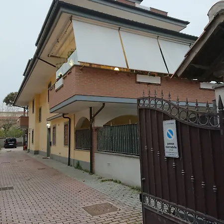 Brezza Marina 住宿加早餐酒店 4*