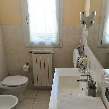 Brezza Marina Bed & Breakfast 2*